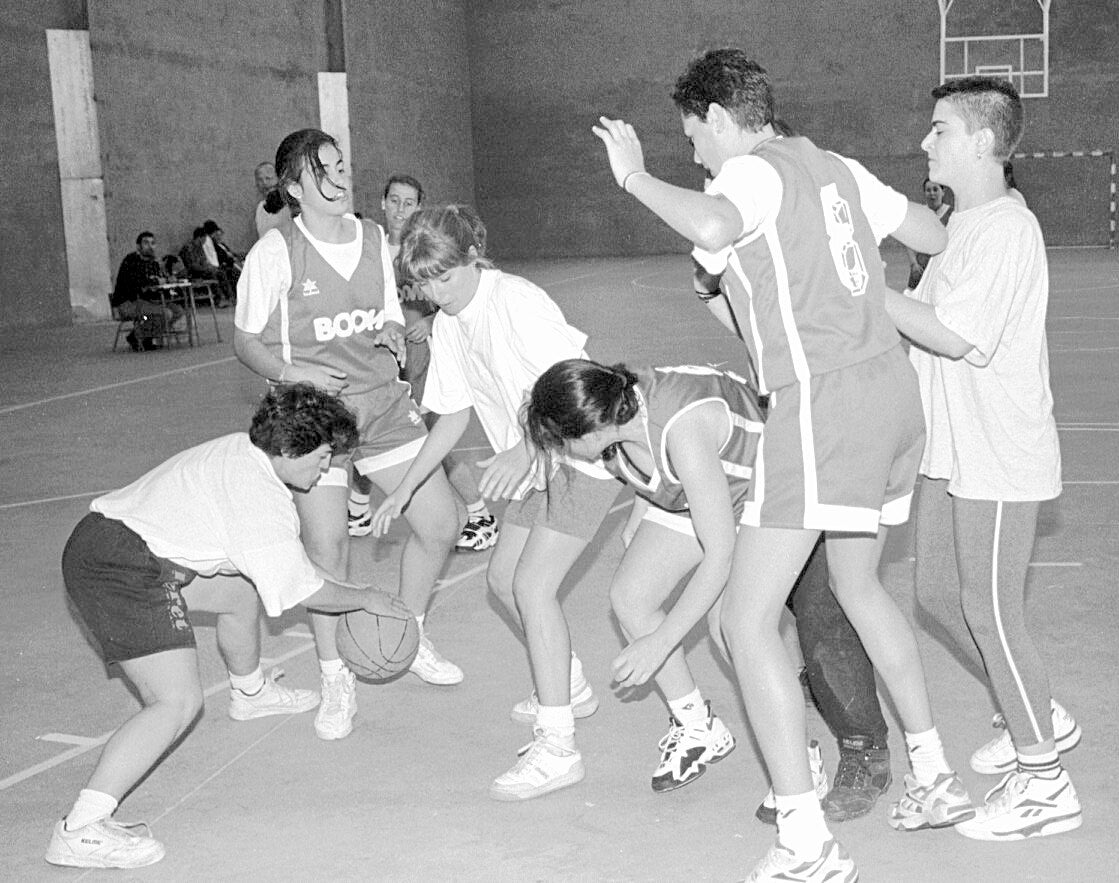 Campeonato provincial de baloncesto. Villanubla contra Pedrajas, 29 de junio de 1997.