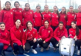 Integrantes del equipo femenino del CAV.