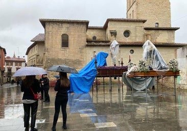 Suspendida por la lluvia la procesión del Santo Rosario del Dolor: «No podemos salir así»