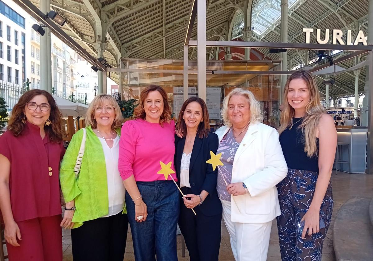 La alcaldesa de Valencia, María José Catalá, en la inauguración de la Fundación Pequeño Deseo.