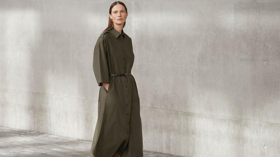 Conjunto de Clare Waight Keller para Uniqlo.