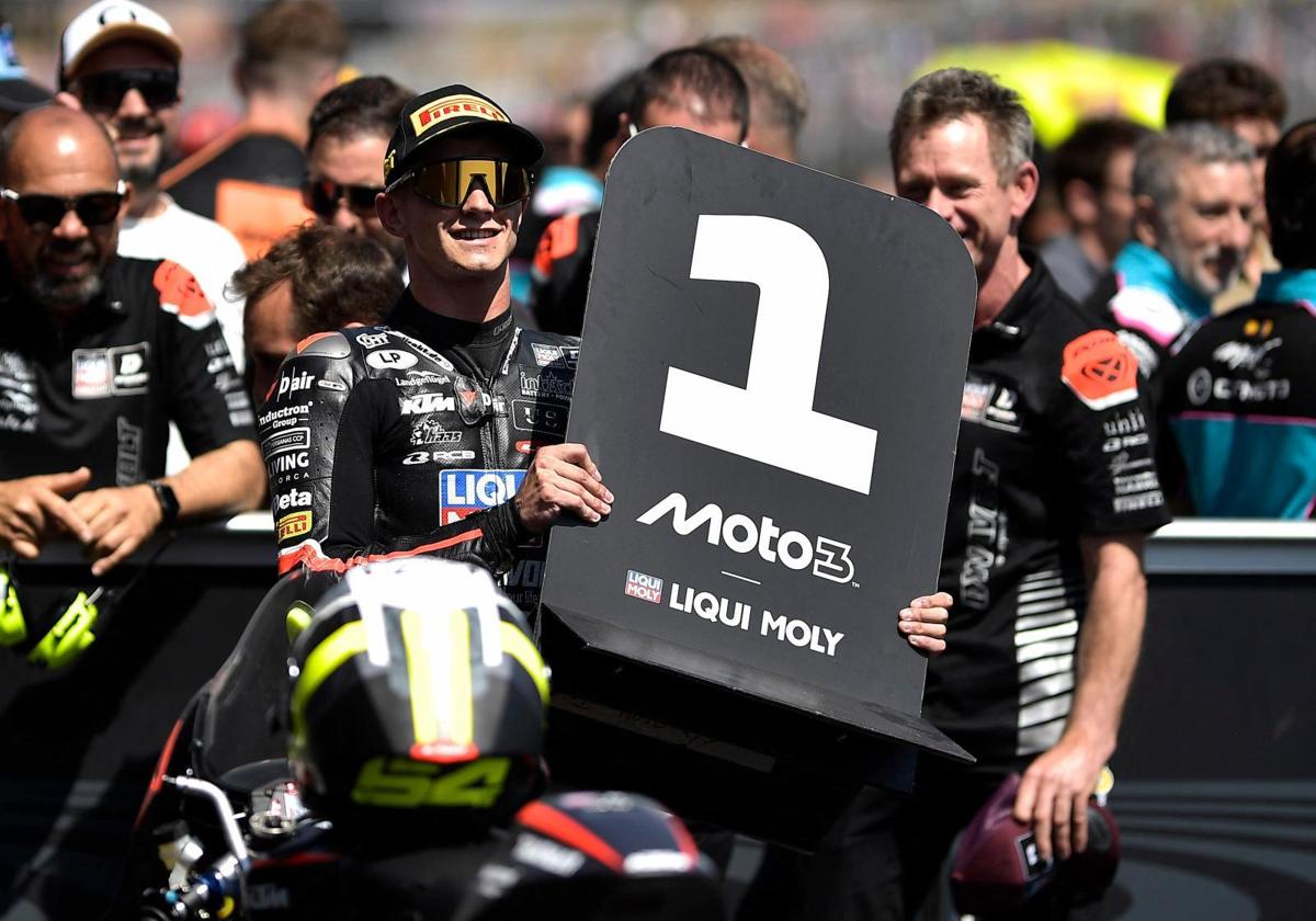 David Muñoz se estrena en Moto3 y entierra su fama de 'bad boy'